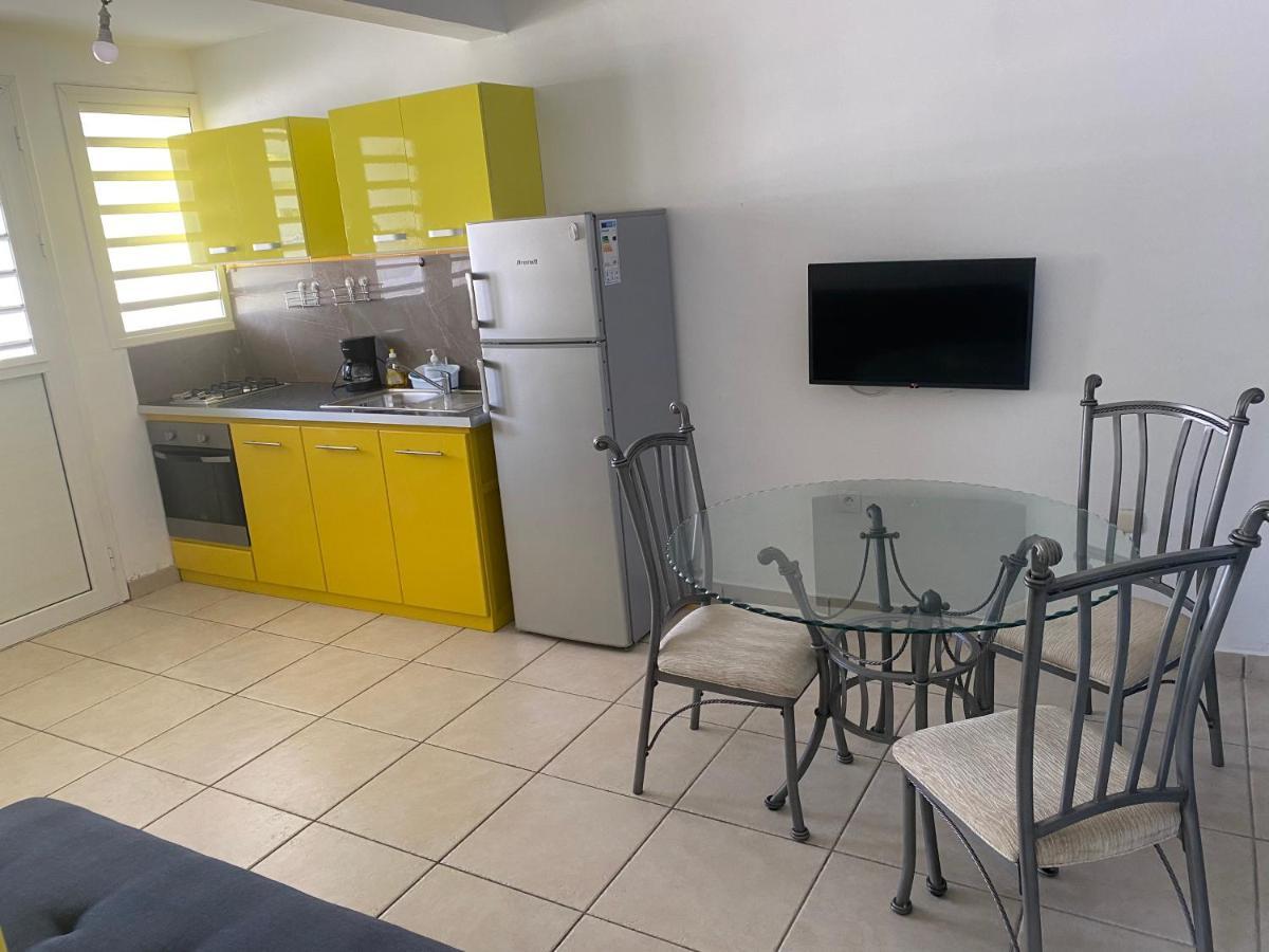 Hibiscus Apartment Riviere-Pilote Bagian luar foto