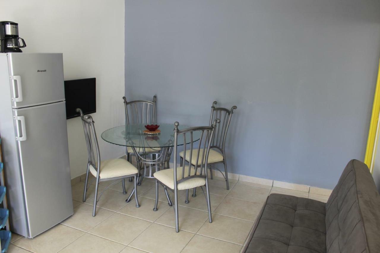 Hibiscus Apartment Riviere-Pilote Bagian luar foto